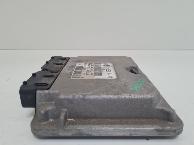 bontott VW GOLF IV Motorvezérlő