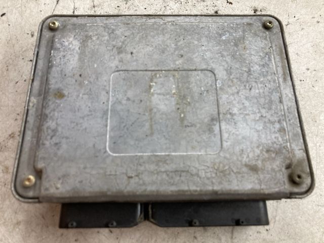 bontott VW GOLF IV Motorvezérlő