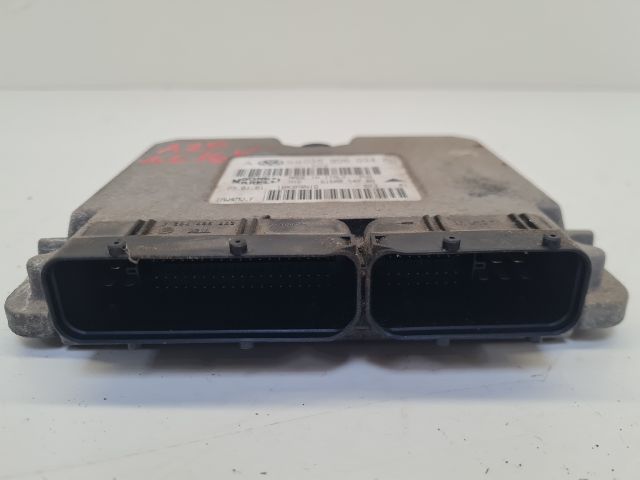 bontott VW GOLF IV Motorvezérlő