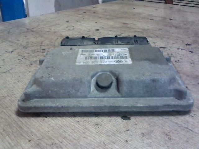 bontott VW GOLF IV Motorvezérlő