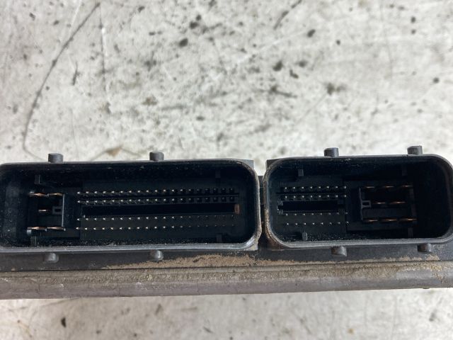 bontott VW GOLF IV Motorvezérlő