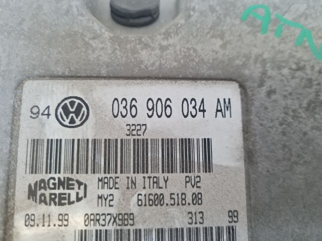 bontott VW GOLF IV Motorvezérlő