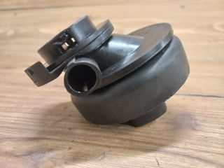 bontott VW GOLF IV Olajbeöntő Sapka