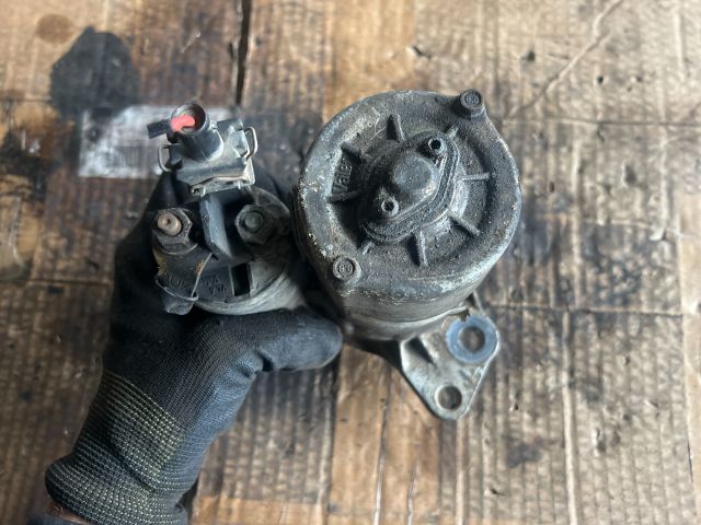 bontott VW GOLF IV Önindító