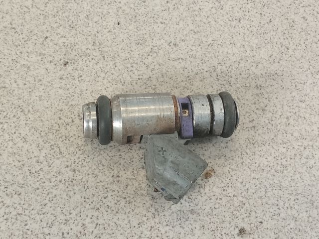 bontott VW GOLF IV Porlasztó (1 db)