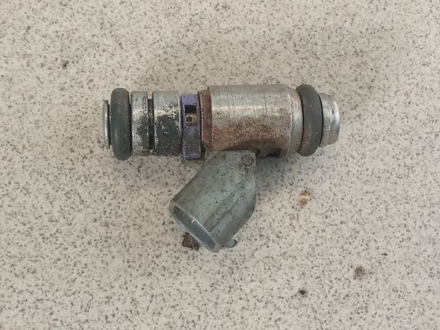 bontott VW GOLF IV Porlasztó (1 db)