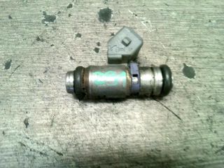 bontott VW GOLF IV Porlasztó (1 db)