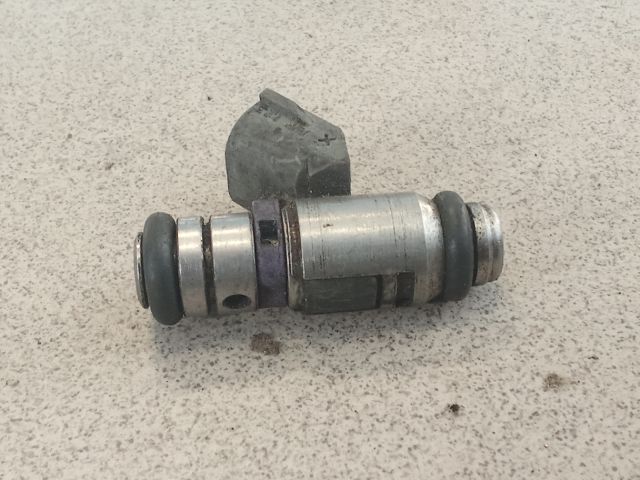 bontott VW GOLF IV Porlasztó (1 db)