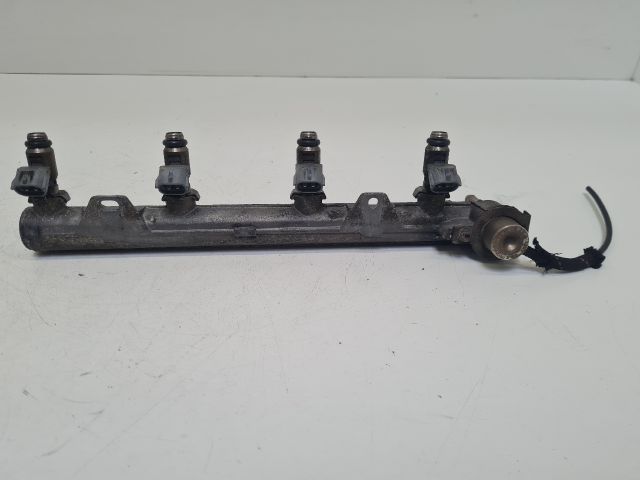 bontott VW GOLF IV Porlasztó Sor / Híd