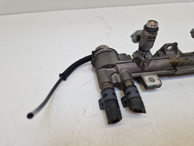 bontott VW GOLF IV Porlasztó Sor / Híd