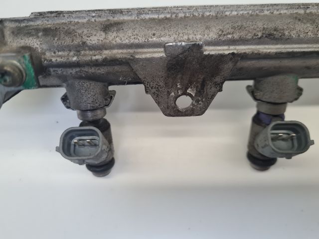 bontott VW GOLF IV Porlasztó Sor / Híd