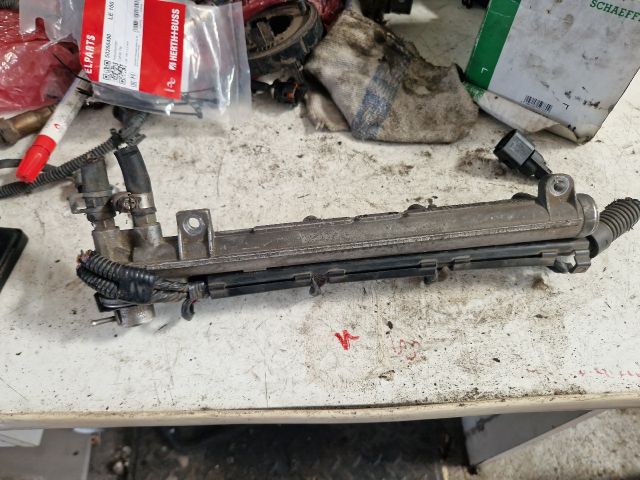 bontott VW GOLF IV Porlasztó Sor / Híd