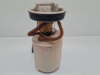 bontott VW GOLF IV Üzemanyag Szivattyú