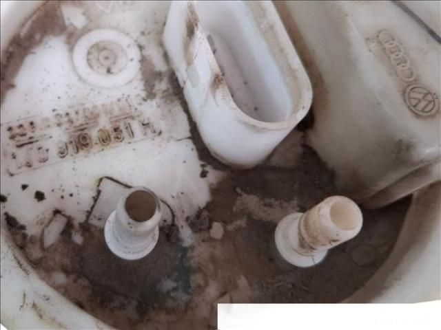 bontott VW GOLF IV Üzemanyag Szivattyú