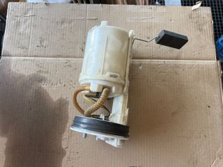 bontott VW GOLF IV Üzemanyag Szivattyú