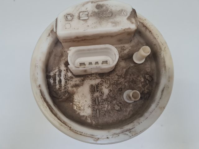 bontott VW GOLF IV Üzemanyag Szivattyú