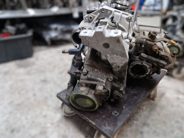 bontott VW GOLF IV Váltó (Mechanikus)