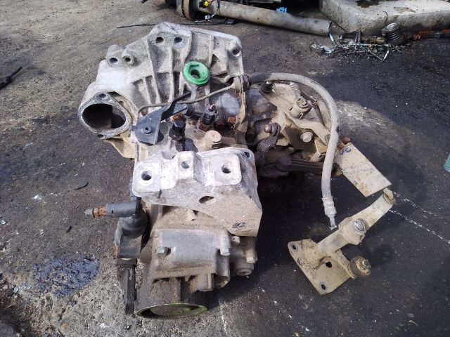 bontott VW GOLF IV Váltó (Mechanikus)