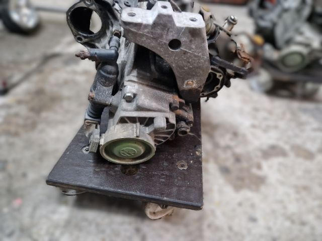 bontott VW GOLF IV Váltó (Mechanikus)