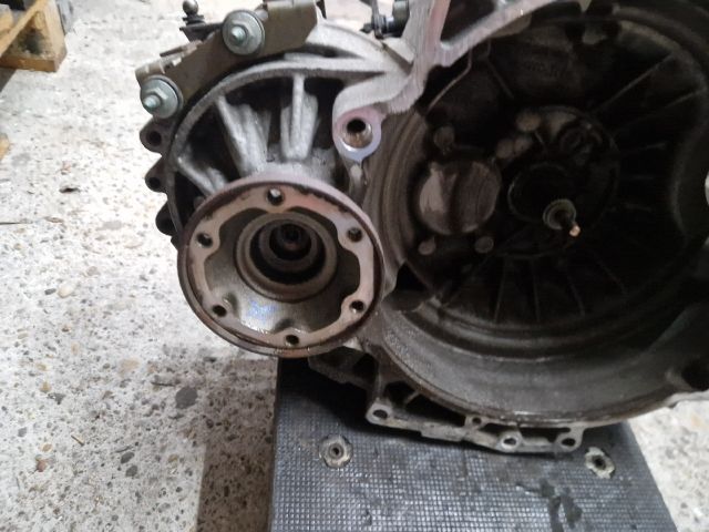 bontott VW GOLF IV Váltó (Mechanikus)