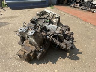 bontott VW GOLF IV Váltó (Mechanikus)