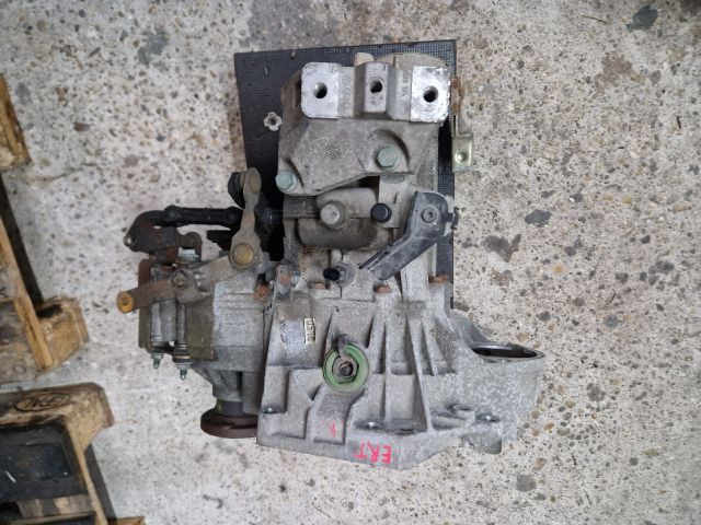 bontott VW GOLF IV Váltó (Mechanikus)