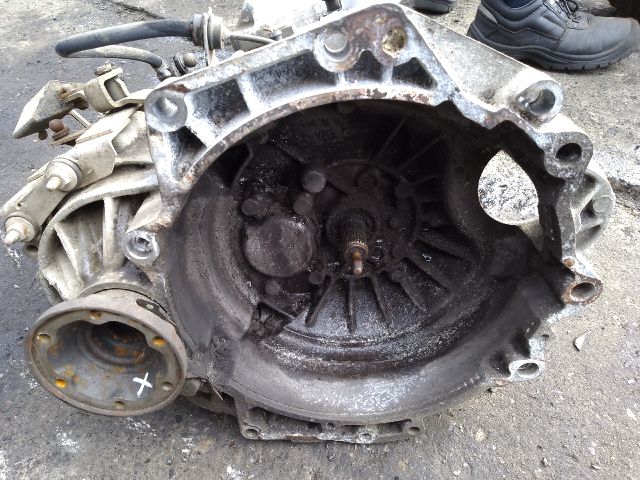 bontott VW GOLF IV Váltó (Mechanikus)