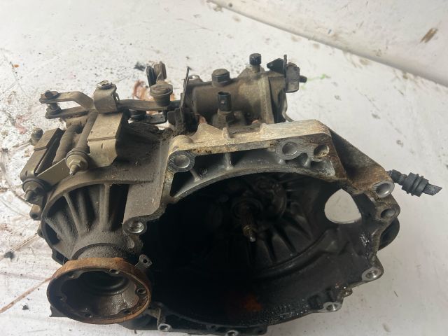 bontott VW GOLF IV Váltó (Mechanikus)