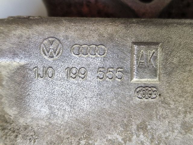 bontott VW GOLF IV Váltó Tartó Bak (Pozíciófüggetlen)