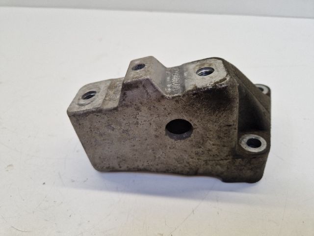 bontott VW GOLF IV Váltó Tartó Bak (Pozíciófüggetlen)