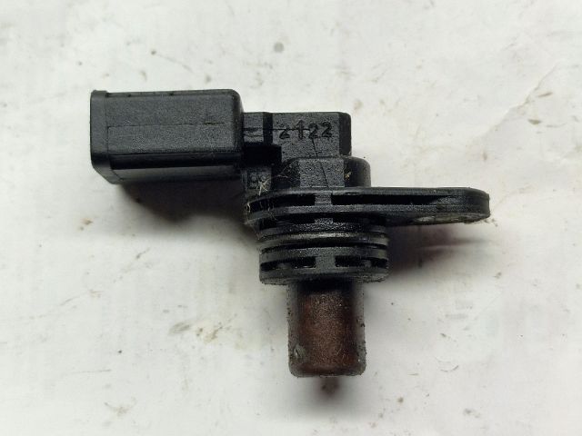 bontott VW GOLF IV Vezérműtengely Fordulatszám Jeladó