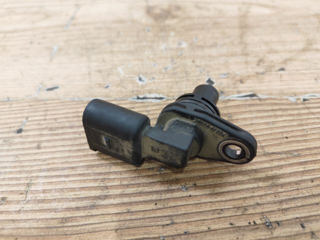 bontott VW GOLF IV Vezérműtengely Fordulatszám Jeladó