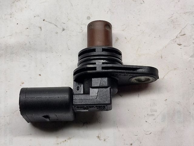 bontott VW GOLF IV Vezérműtengely Fordulatszám Jeladó