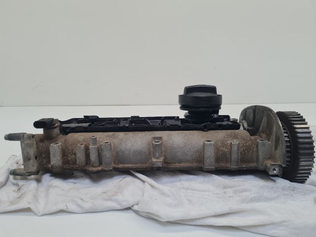 bontott VW GOLF IV Vezérműtengely Házzal