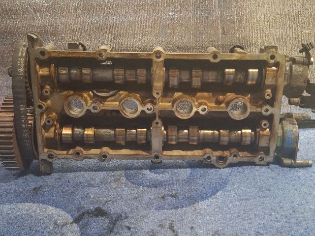 bontott VW GOLF IV Vezérműtengely Házzal