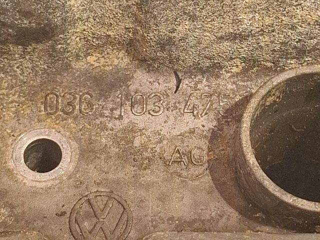 bontott VW GOLF IV Vezérműtengely Házzal