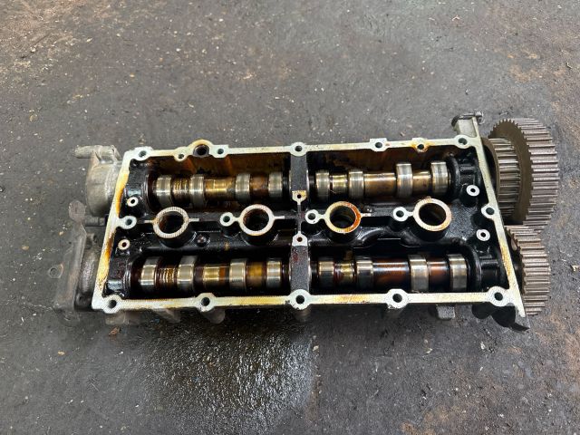 bontott VW GOLF IV Vezérműtengely Házzal