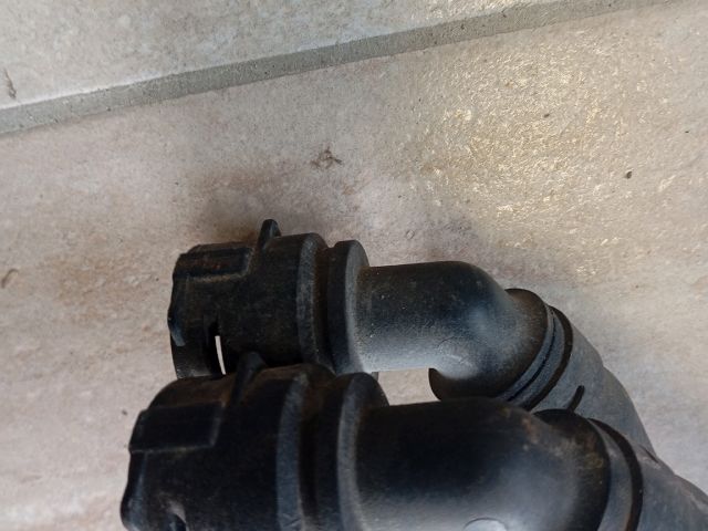 bontott VW GOLF IV Vízcső