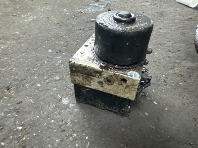 bontott VW GOLF IV ABS Kocka