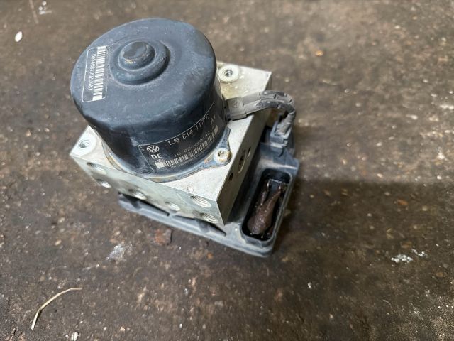 bontott VW GOLF IV ABS Kocka