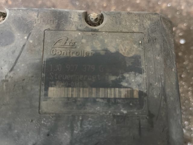 bontott VW GOLF IV ABS Kocka