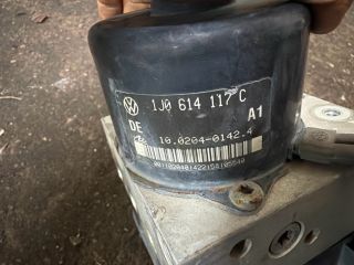 bontott VW GOLF IV ABS Kocka