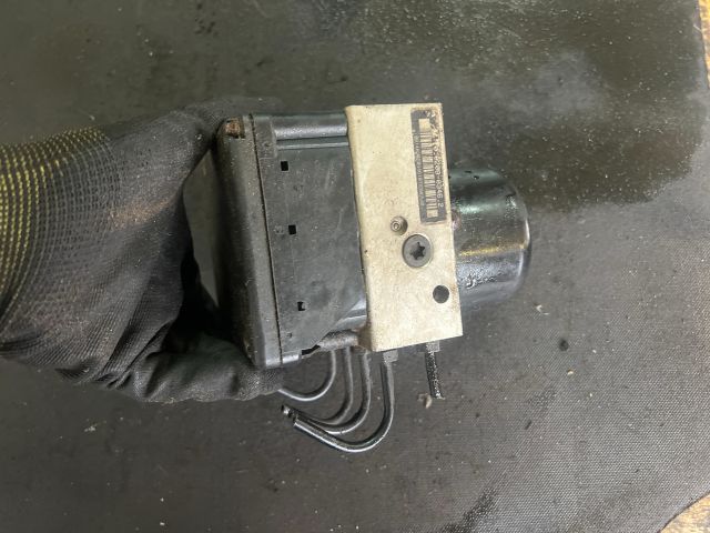 bontott VW GOLF IV ABS Kocka