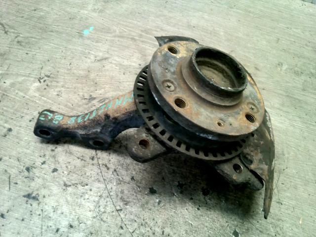 bontott VW GOLF IV Bal első Csonkállvány Kerékaggyal