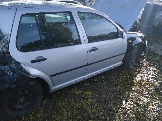 bontott VW GOLF IV Bal első Csonkállvány Kerékaggyal