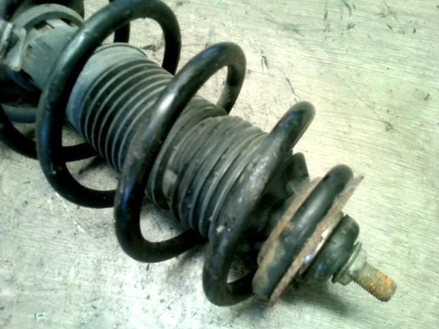 bontott VW GOLF IV Bal első Gólyaláb (Lengécsillapító, Rugó)