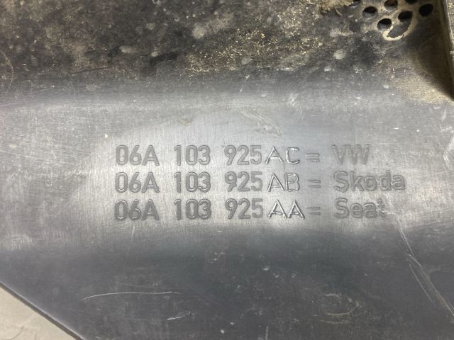 bontott VW GOLF IV Felső Motorburkolat