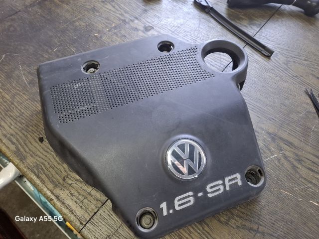 bontott VW GOLF IV Felső Motorburkolat