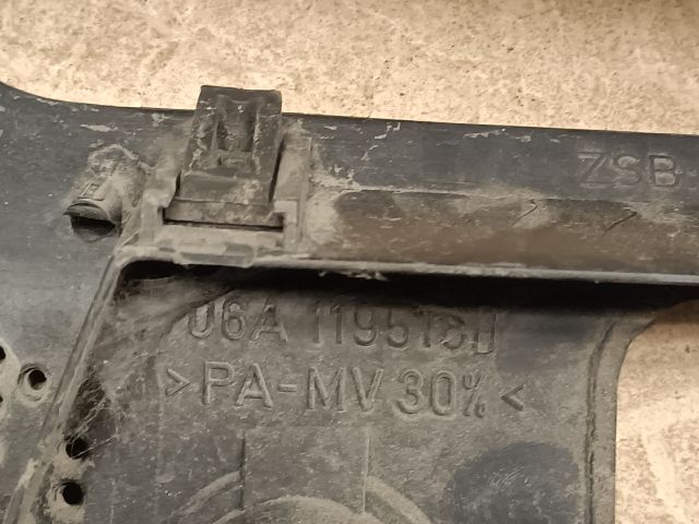 bontott VW GOLF IV Felső Motorburkolat