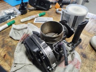 bontott VW GOLF IV Fojtószelep (Elektromos)